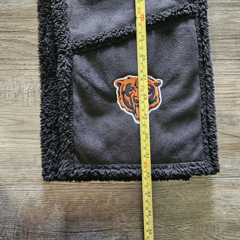NFL Chicago Bears Black Fleece Scarf With Pockets‎
